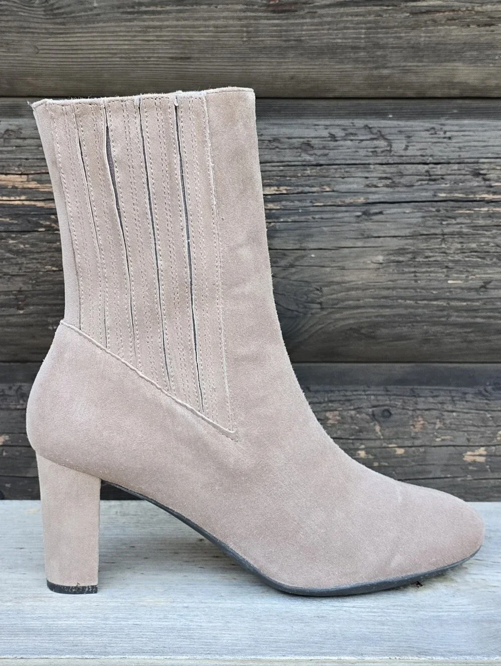 AEROSOLES New Fifth Ave Y2K Boho Minimalist Suede Block Heel Comfort Bootie 8M